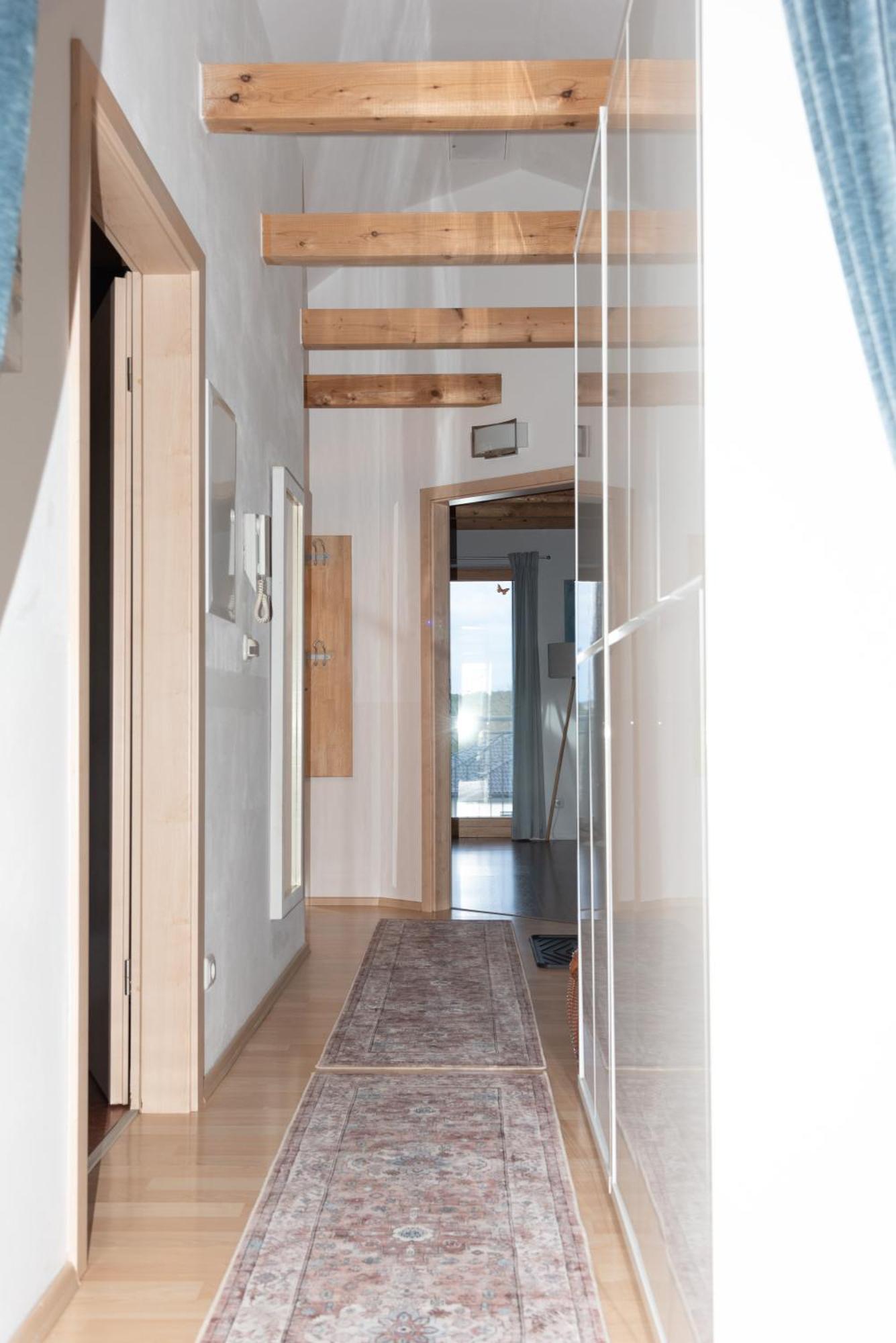 Moderne, Gemuetliche Dg-Wohnung In Ruhiger Lage Neunburg vorm Wald Exterior foto